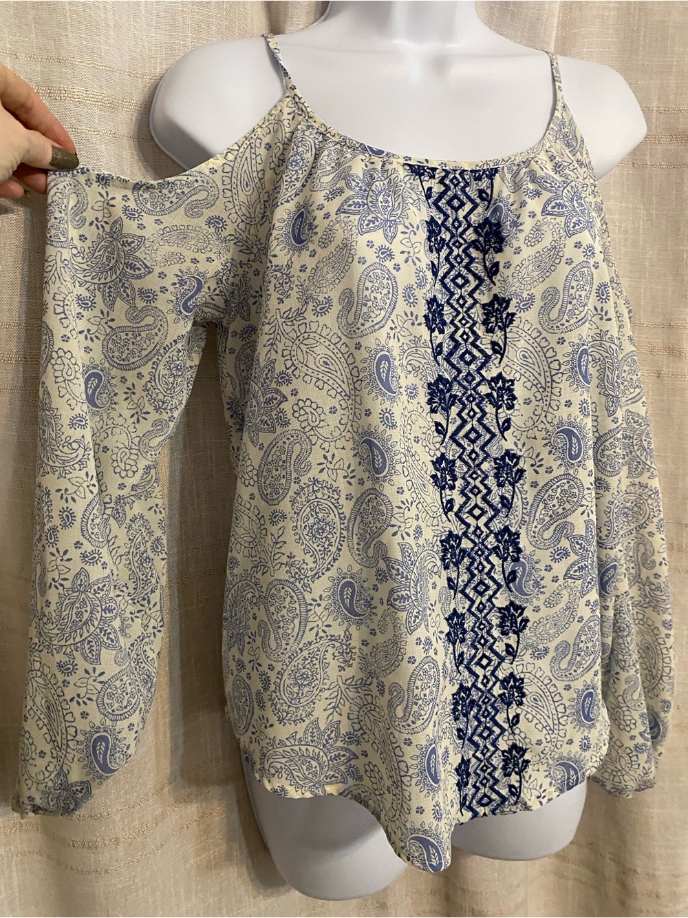 Jolt Paisley Cold Shoulder Blouse Blue White Crochet Lace Boho XS